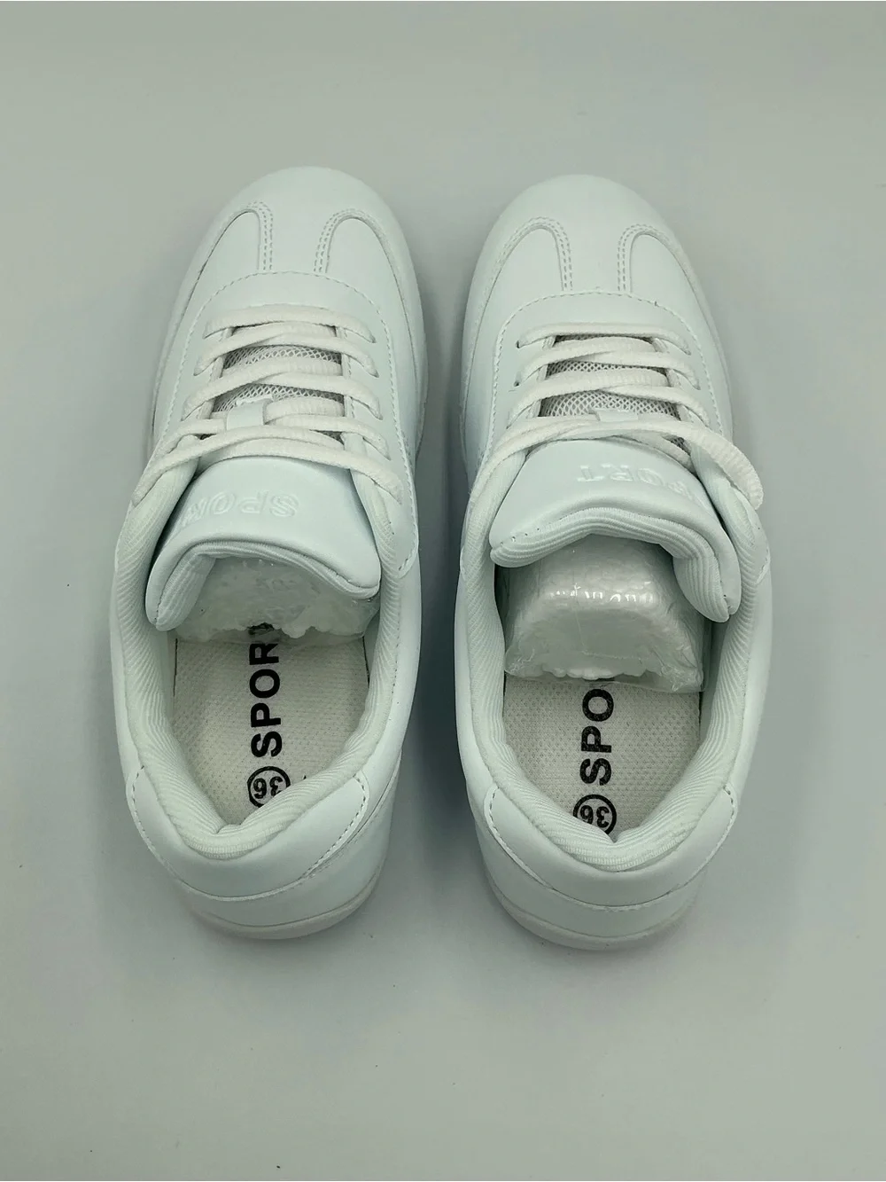 SPORT brand Lace-Up Girls Cheerleader White Sneakers Shoe Size 3/3.5 (36) NIB